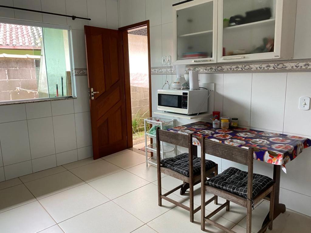 Lumiar Casa Solar Churrasqueira Com 3 Quartos Sendo Um Suite Arejada, Jardim A 700M Do Centro Экстерьер фото