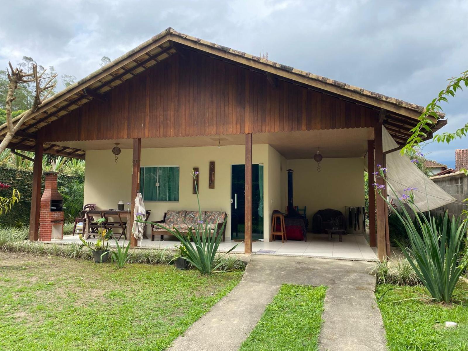 Lumiar Casa Solar Churrasqueira Com 3 Quartos Sendo Um Suite Arejada, Jardim A 700M Do Centro Экстерьер фото